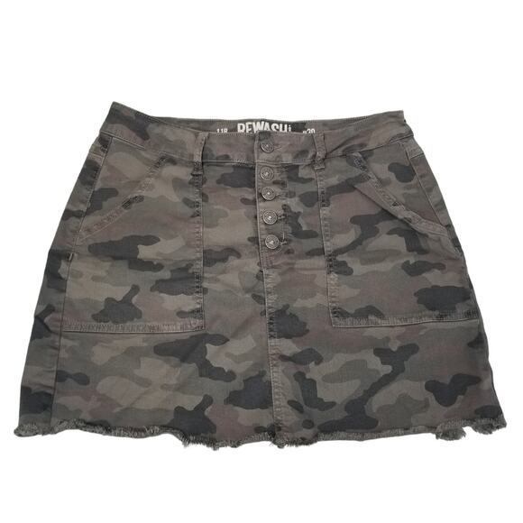 Rewash Skirt 1R W30 Camo Mini Button Fly Raw Hem - Picture 5 of 5
